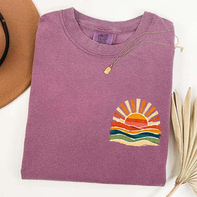 Vintage Sea Retro Ocean Sun Summer T-Shirt