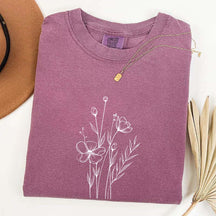 Minimalist Wildflower Plant Floral T-Shirt