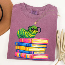 Cute Reading Worm Bookworm Lover T-Shirt