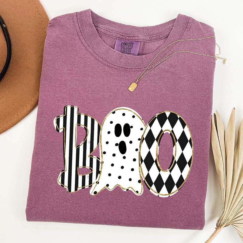 Retro Ghost Boo Halloween Black And White T-Shirt