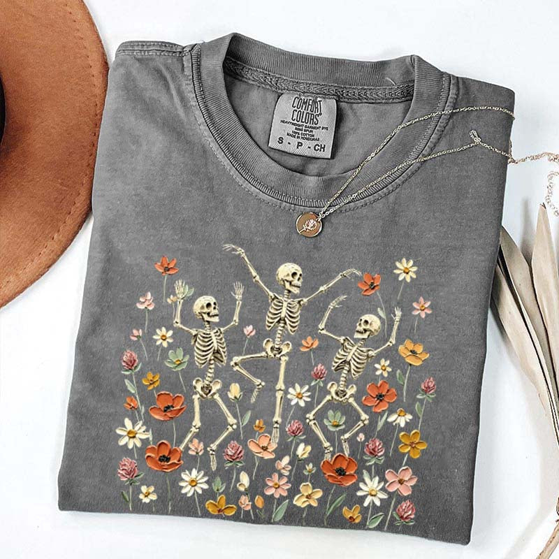 Comfort Colors Skeleton Dancing Spooky Season T-Shirt