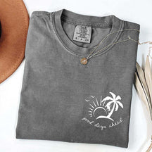 Cute Beach Vacation Summer Minimalist T-Shirt
