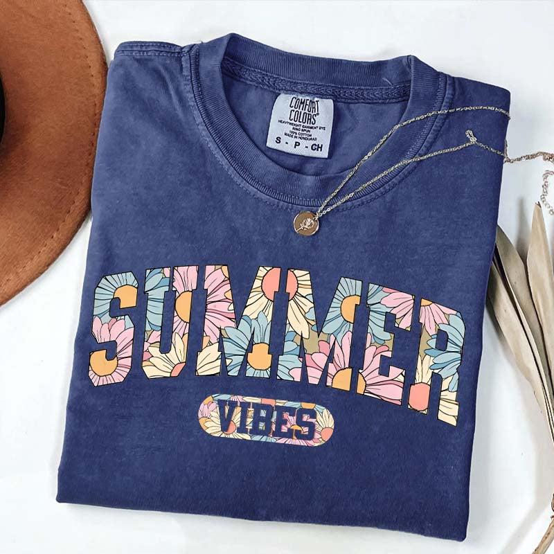 Cute Beach Vacation Summer Vibes T-Shirt