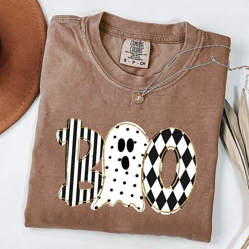 Retro Ghost Boo Halloween Black And White T-Shirt