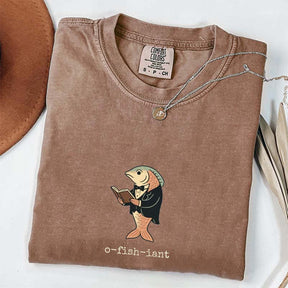 Funny Officiant Gift for Fisherman O-fish-iant T-Shirt