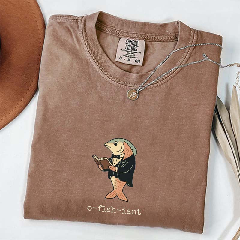 Funny Officiant Gift for Fisherman O-fish-iant T-Shirt