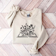 Retro Wildflowers Book Lover Minimalist Sweatshirt