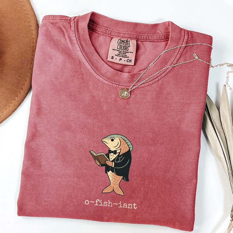 Funny Officiant Gift for Fisherman O-fish-iant T-Shirt