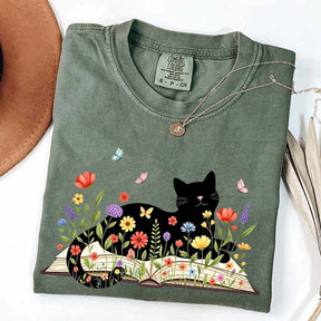Comfort Colors Cat Booktrovert T-Shirt