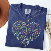Cute Floral Heart Cottagecore T-Shirt