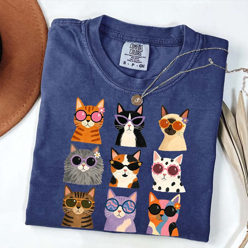 Retro Cool Cats Sunglasses T-Shirt
