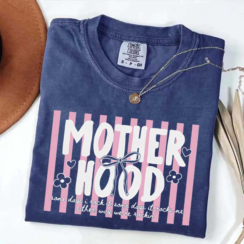 Retro Motherhood Trendy Mama Life T-Shirt
