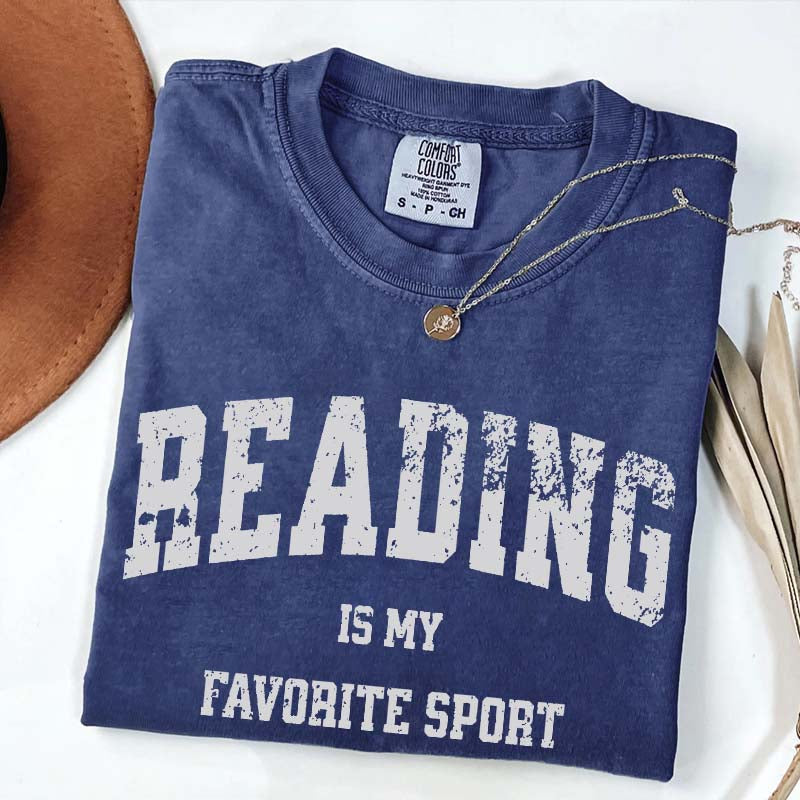 Retro Reading Is My Favorite Sport Cute T-Shirt