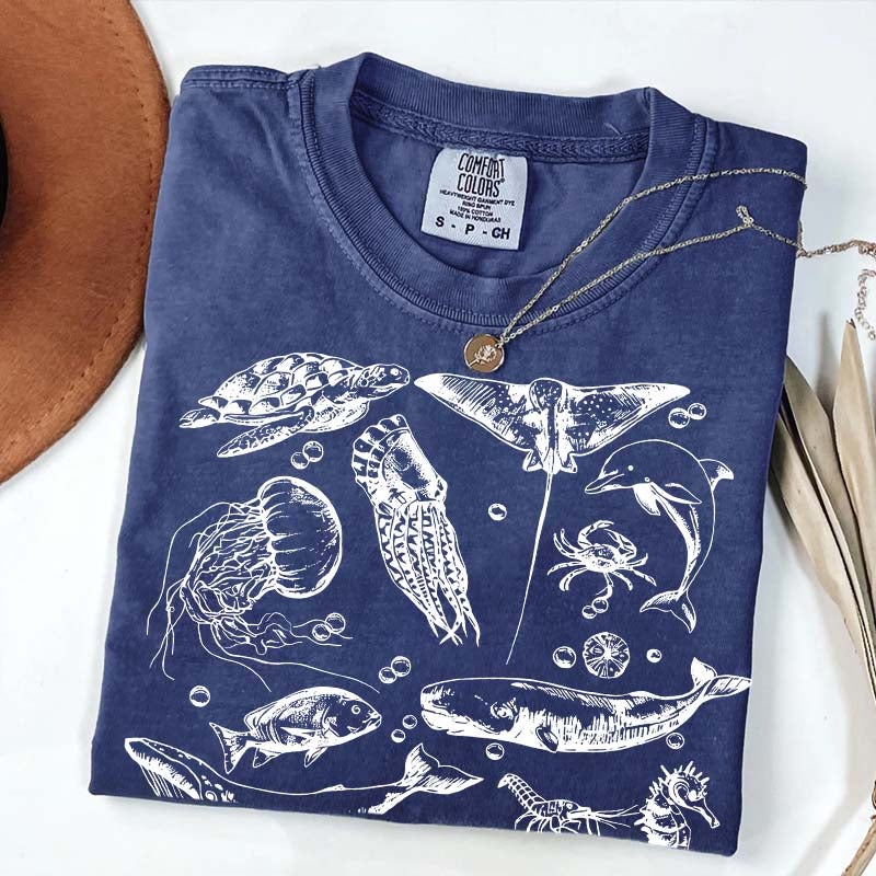 Sea Animals 90s Vintage Style T-Shirt