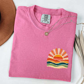 Vintage Sea Retro Ocean Sun Summer T-Shirt