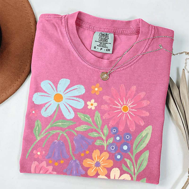 Retro Floral Vintage Folk Art Flower Boho Pink Flowers T-Shirt
