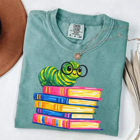 Cute Reading Worm Bookworm Lover T-Shirt