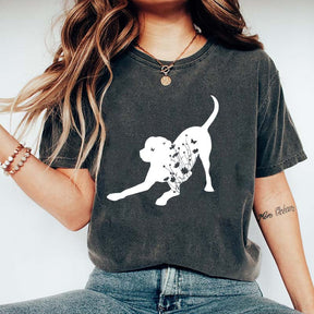 Black Lab Mom Labrador Dog Flowers T-Shirt