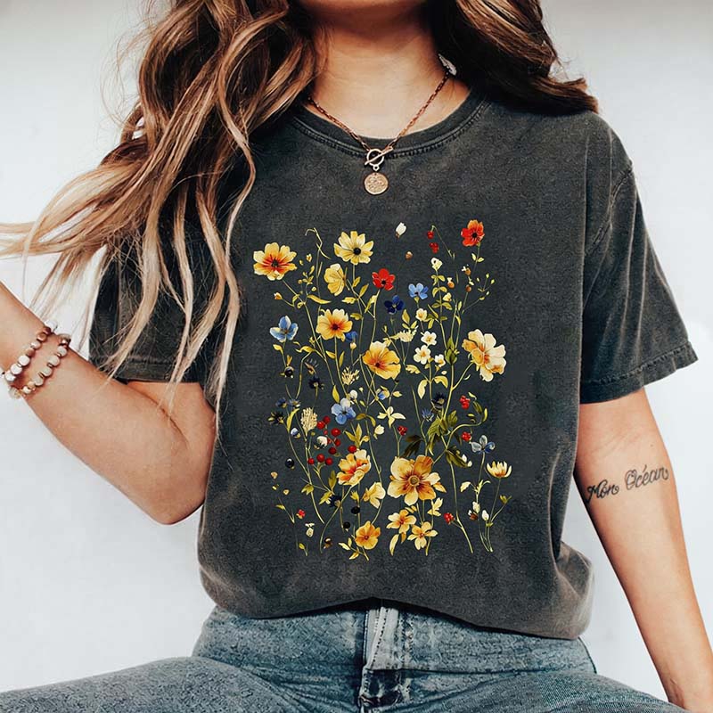 Delicate Floral Print Botanical T-Shirt
