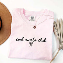 Cool Aunts to Be Club Bow T-Shirt