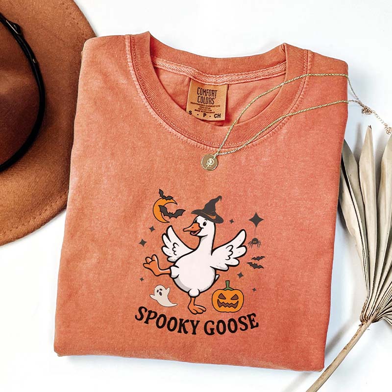 Goose Halloween Retro Witch T-Shirt