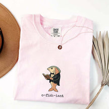 Funny Officiant Gift for Fisherman O-fish-iant T-Shirt