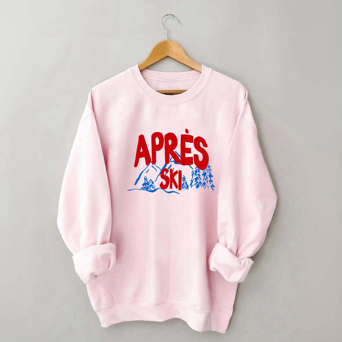 Minimalist Apres Ski Sweatshirt