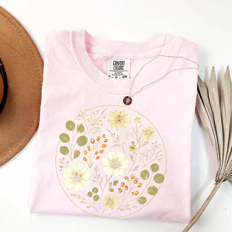 Wildflower Vintage Floral Ring T-Shirt