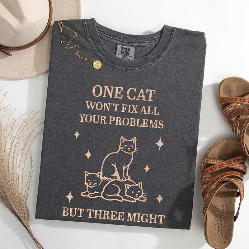 Retro Three Cats Graphic People T-Shirt