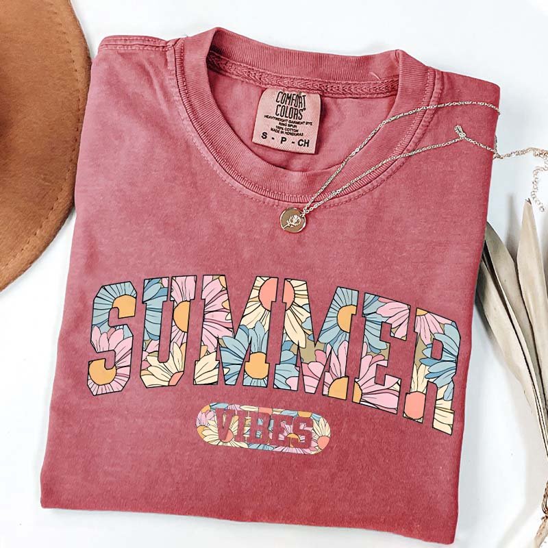 Cute Beach Vacation Summer Vibes T-Shirt