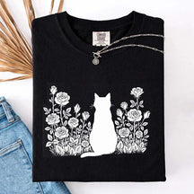 Cottagecore Cat Owner Rose Black T-Shirt