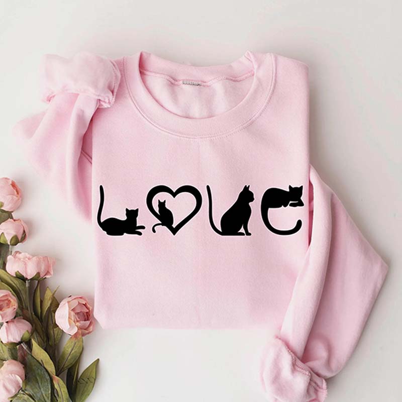 Black Cat Mom Love Sweatshirt