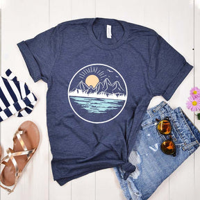 Mountain Lake Graphic Simple T-Shirt