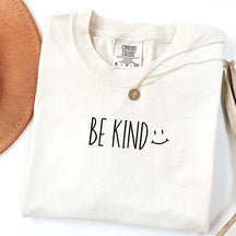 Minimalist Be Kind Smile Kindness Matters T-Shirt