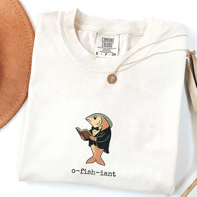 Funny Officiant Gift for Fisherman O-fish-iant T-Shirt