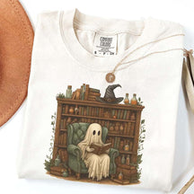 Retro Ghost Reading Books T-Shirt