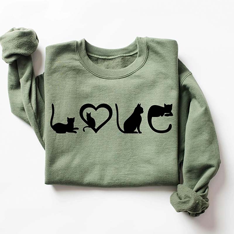 Black Cat Mom Love Sweatshirt