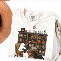 Funny Halloween Reading Book T-Shirt