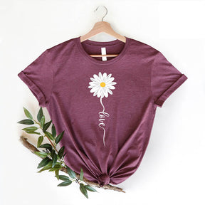 Daisy Love Birth Month Flower T-Shirt