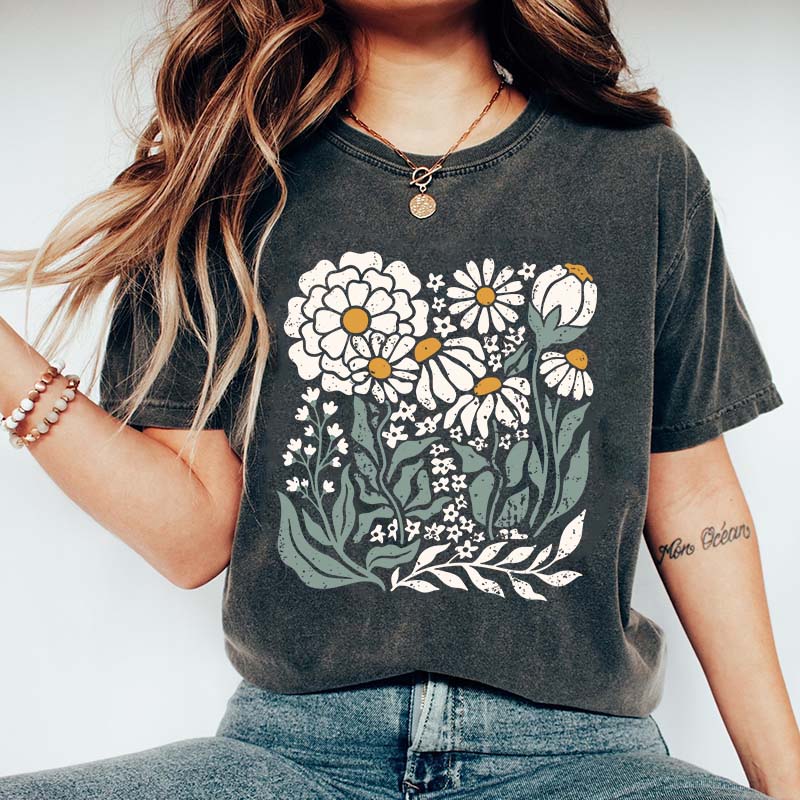 Vintage Wildflower Boho Daisy Flower T-Shirt