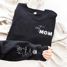 Custom Cat Mom Pet Name Sweatshirt