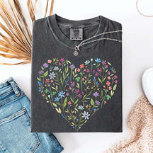 Cute Floral Heart Cottagecore T-Shirt