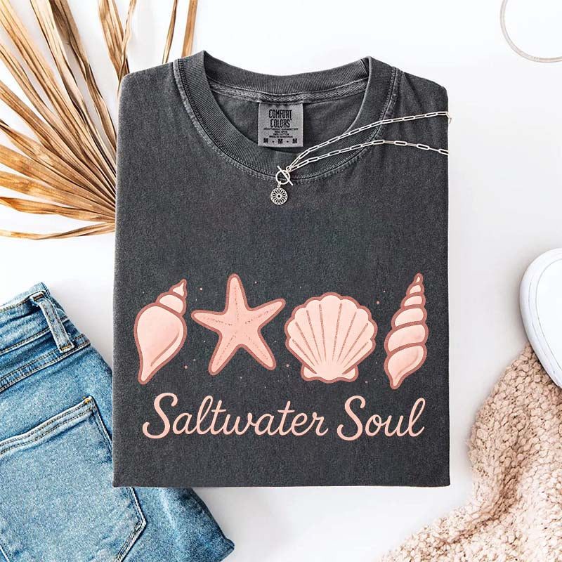 Seashell Graphic Comfort Colors Beach T-Shirt