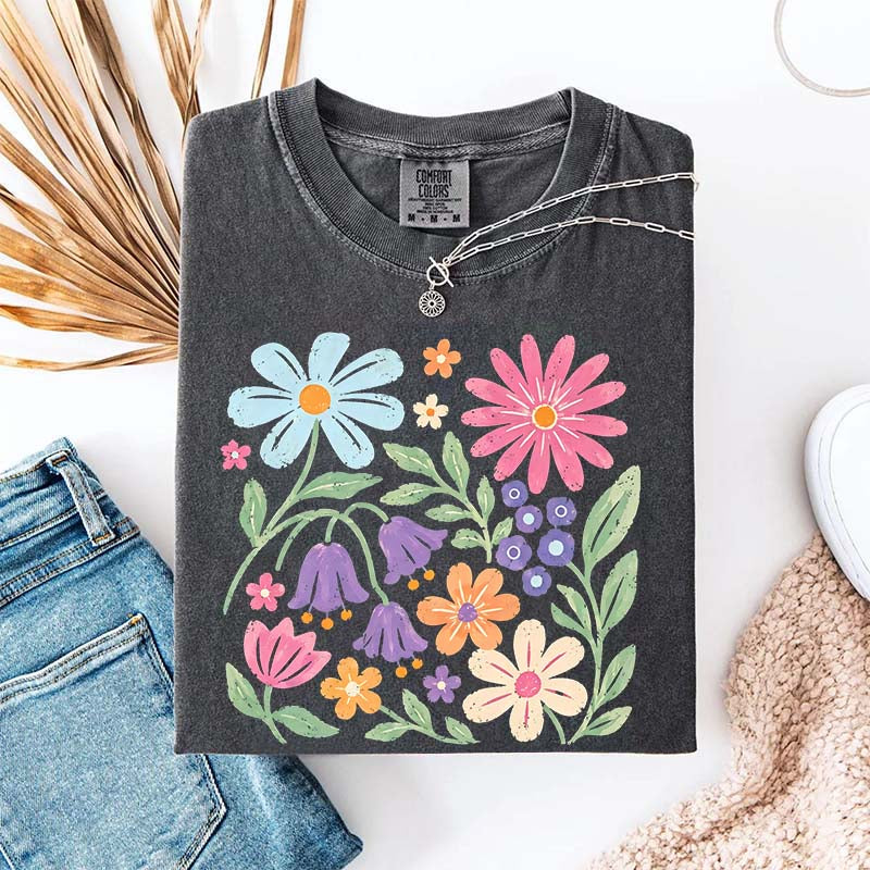Retro Floral Vintage Folk Art Flower Boho Pink Flowers T-Shirt