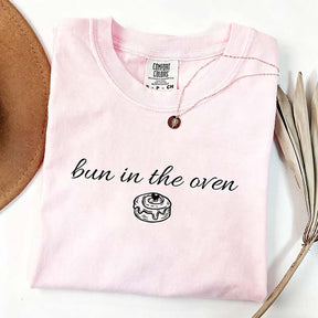 Bun In The Oven Pregnancy Announcement T-Shirt
