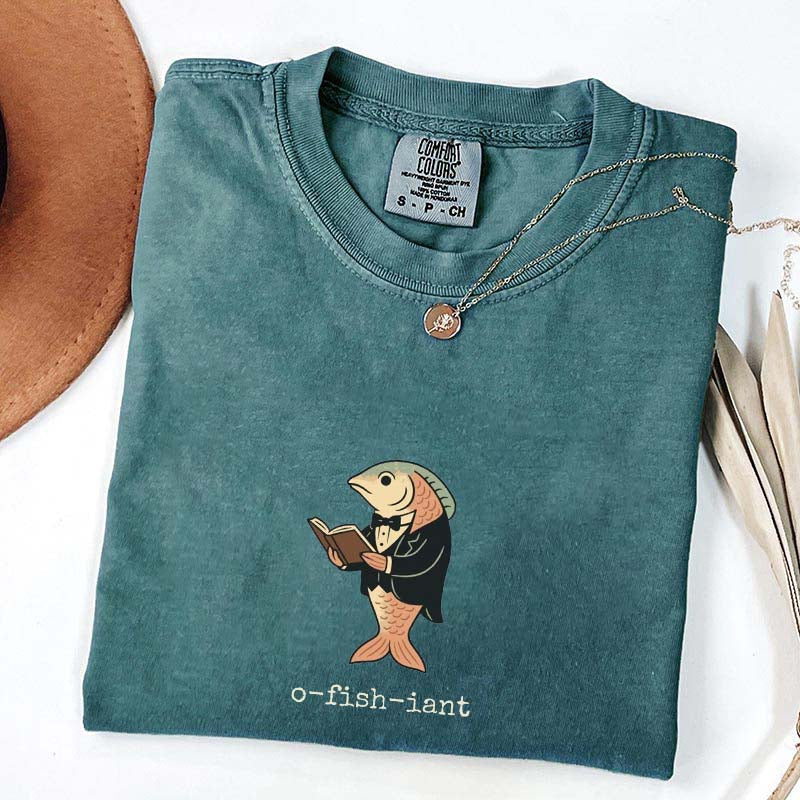 Funny Officiant Gift for Fisherman O-fish-iant T-Shirt