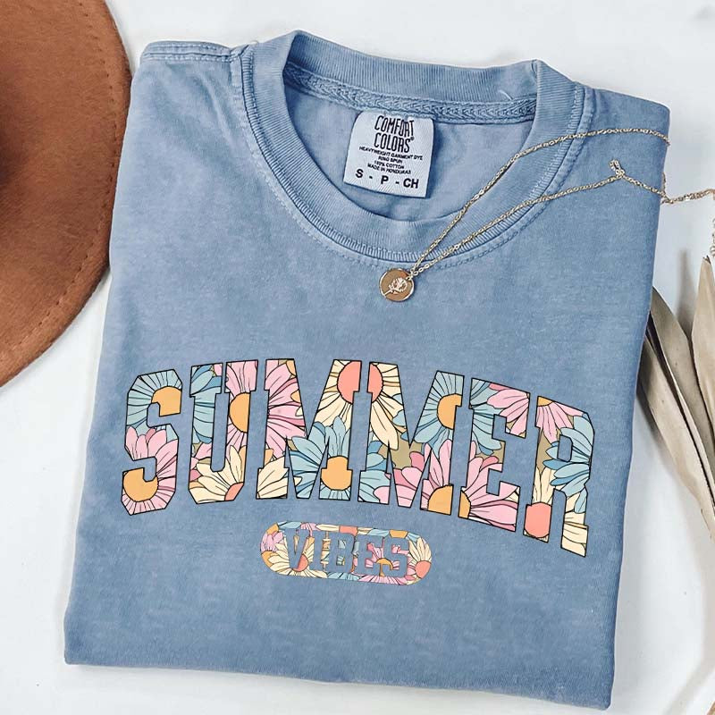 Cute Beach Vacation Summer Vibes T-Shirt