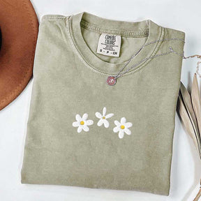 Daisy Flower Minimalist T-Shirt