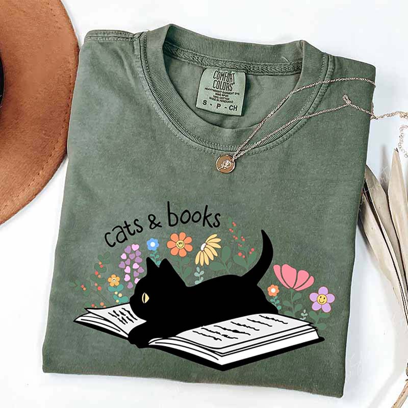 Cats & Books T-Shirt