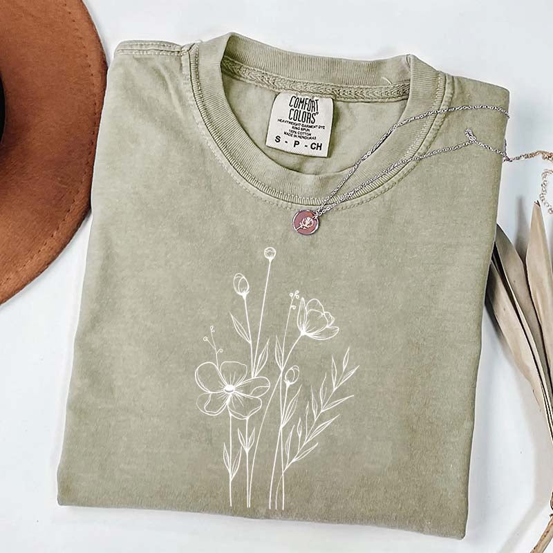 Minimalist Wildflower Plant Floral T-Shirt